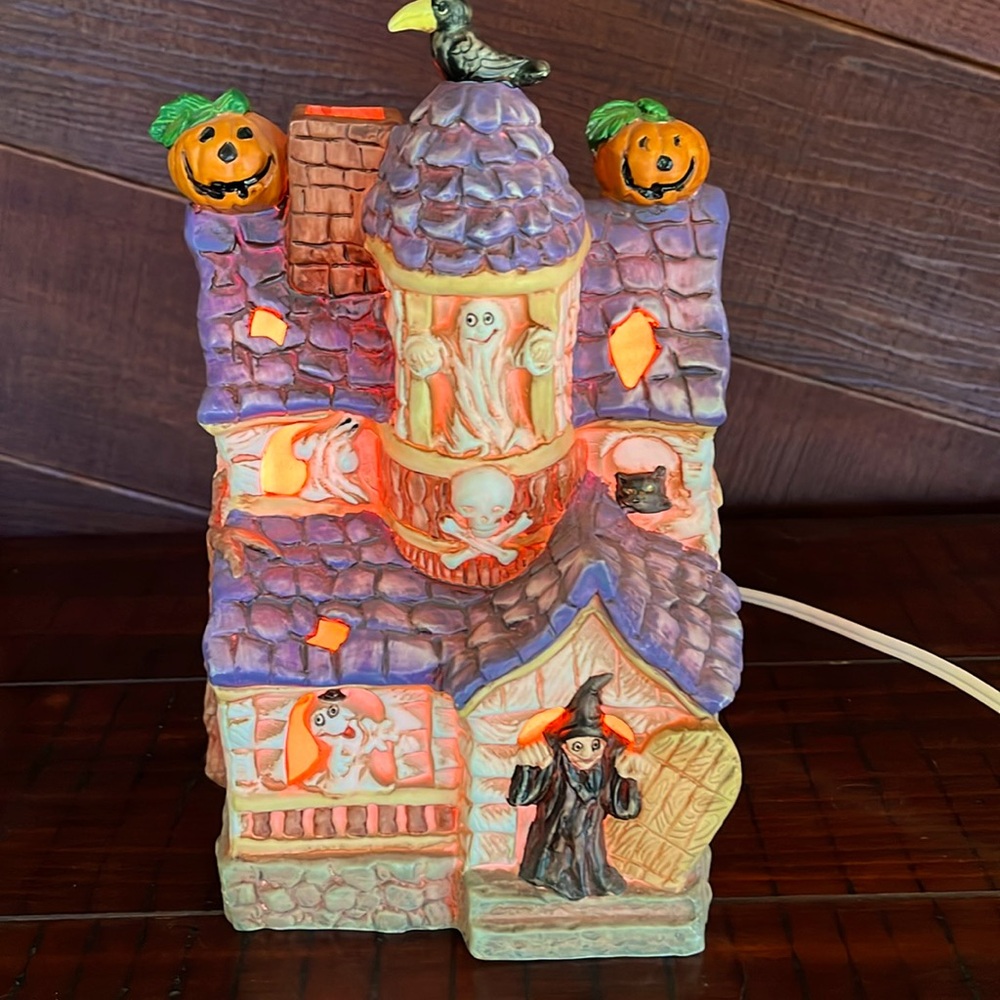 VNTG Prettique Creep Cottage 1991